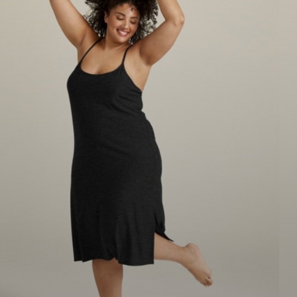 EUC Beyond Yoga Featherweight Soft Slumber Midi Sleep Dress in Black (L)